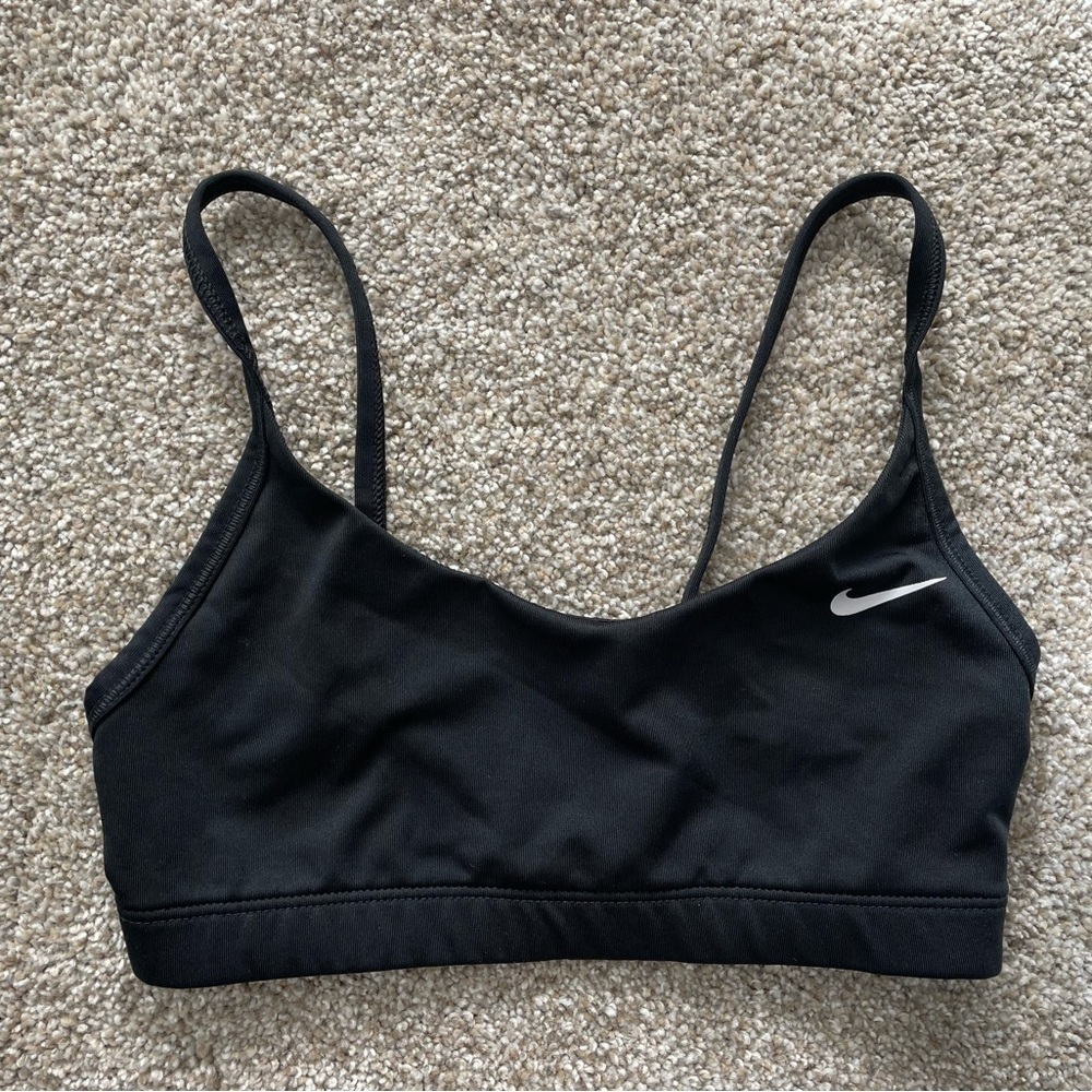 Nike Women's Sports Bra top Size XS Dry-Fit